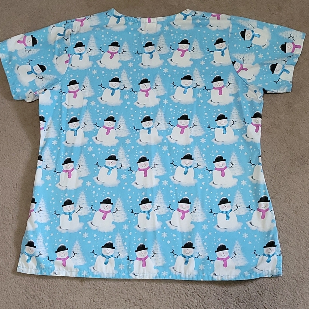 Scrub top - Picture 4 of 5